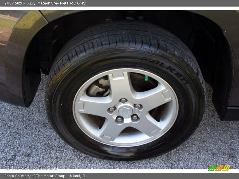 Meteor Grey Metallic / Grey 2007 Suzuki XL7