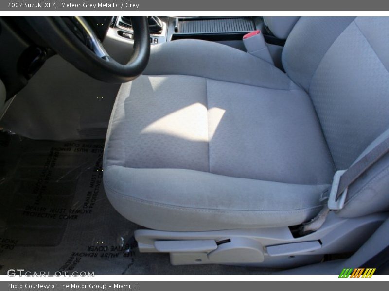 Meteor Grey Metallic / Grey 2007 Suzuki XL7