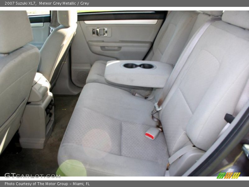 Meteor Grey Metallic / Grey 2007 Suzuki XL7