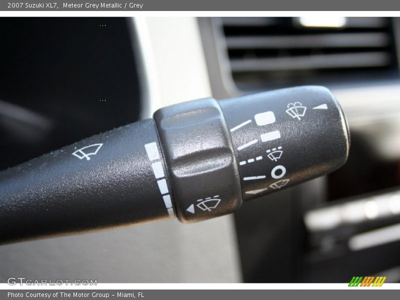Meteor Grey Metallic / Grey 2007 Suzuki XL7