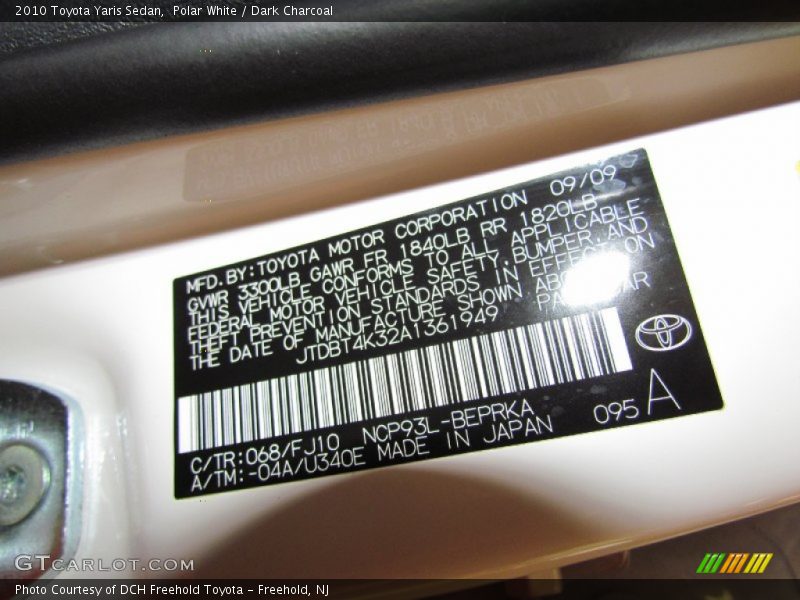 Polar White / Dark Charcoal 2010 Toyota Yaris Sedan