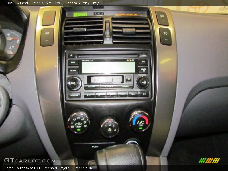 Sahara Silver / Gray 2005 Hyundai Tucson GLS V6 4WD