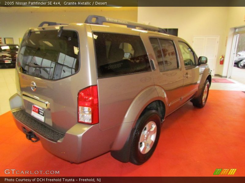 Granite Metallic / Desert 2005 Nissan Pathfinder SE 4x4