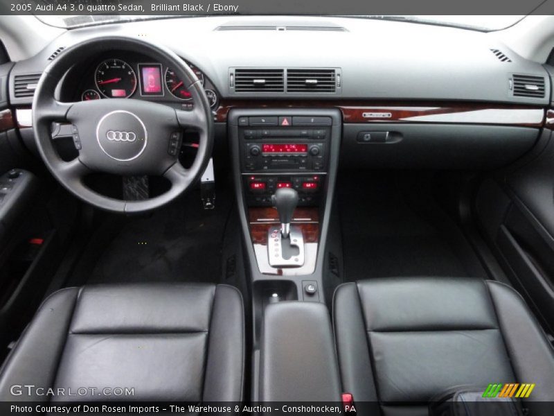 Dashboard of 2005 A4 3.0 quattro Sedan