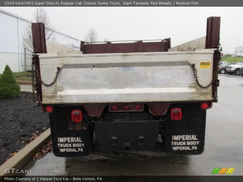Dark Toreador Red Metallic / Medium Flint 2004 Ford F450 Super Duty XL Regular Cab Chassis Dump Truck