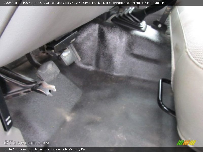 Dark Toreador Red Metallic / Medium Flint 2004 Ford F450 Super Duty XL Regular Cab Chassis Dump Truck