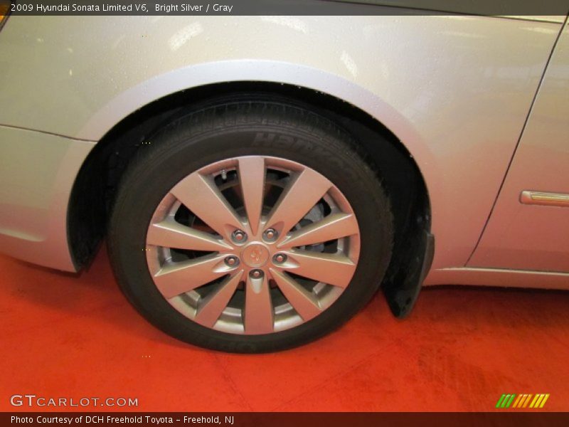 Bright Silver / Gray 2009 Hyundai Sonata Limited V6
