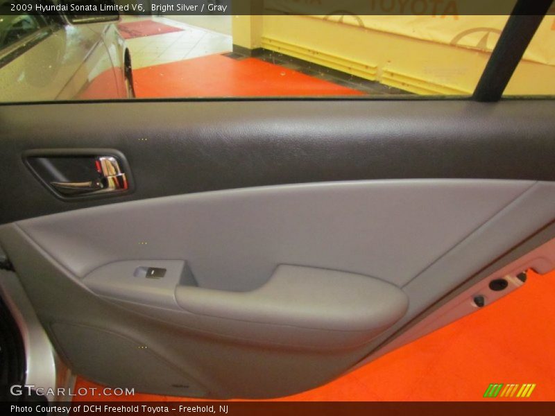 Bright Silver / Gray 2009 Hyundai Sonata Limited V6