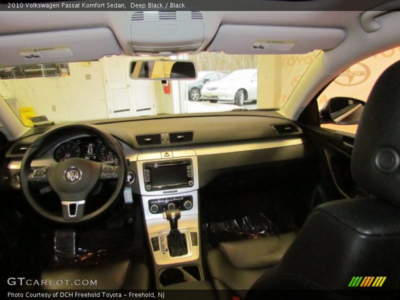 Deep Black / Black 2010 Volkswagen Passat Komfort Sedan