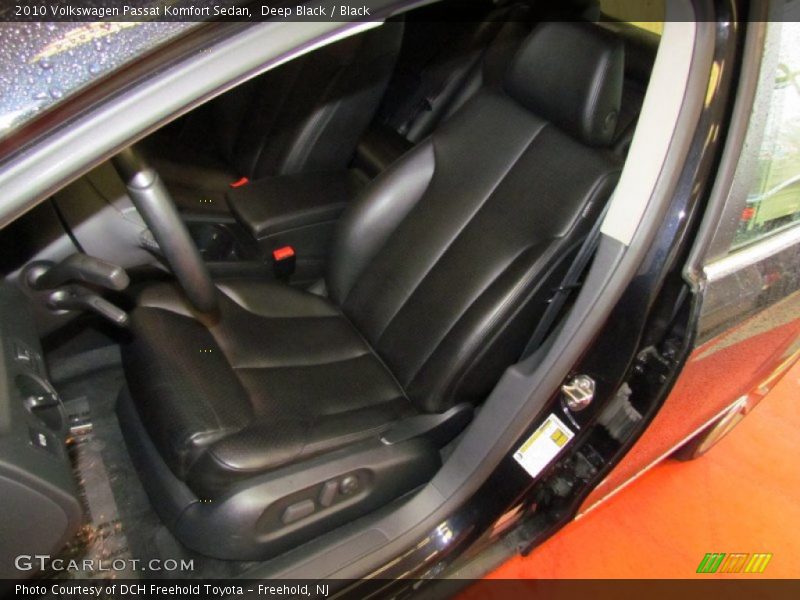 Deep Black / Black 2010 Volkswagen Passat Komfort Sedan