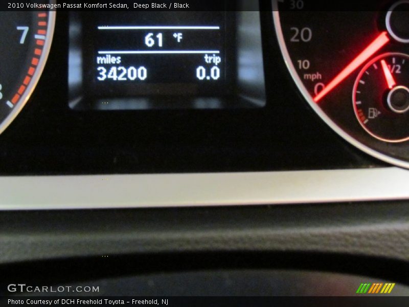 Deep Black / Black 2010 Volkswagen Passat Komfort Sedan