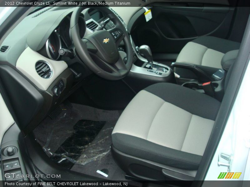 Summit White / Jet Black/Medium Titanium 2012 Chevrolet Cruze LS