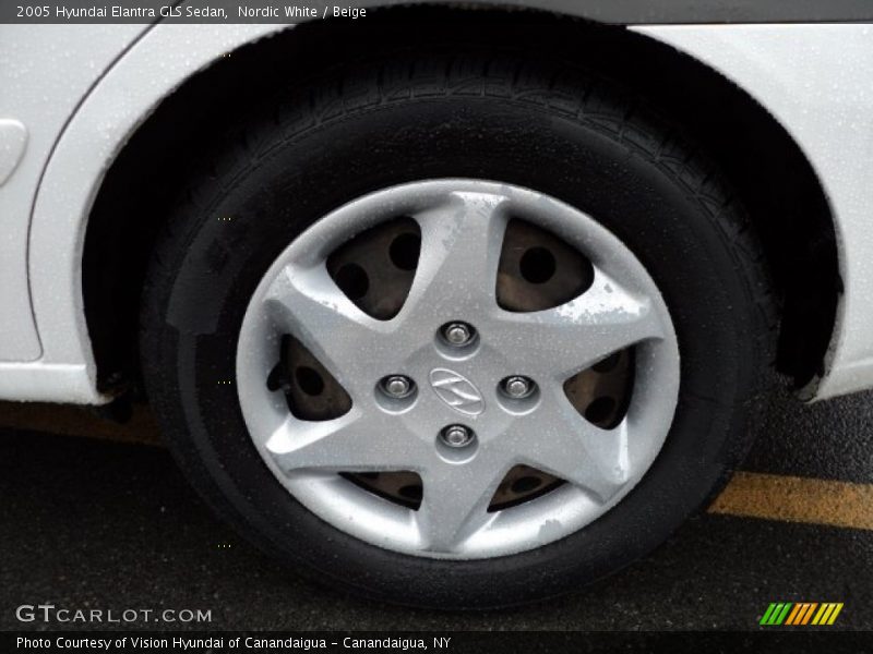 Nordic White / Beige 2005 Hyundai Elantra GLS Sedan