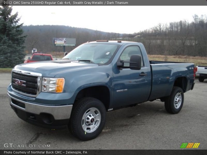 Front 3/4 View of 2012 Sierra 2500HD Regular Cab 4x4