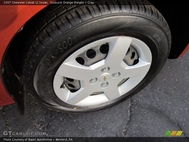 Sunburst Orange Metallic / Gray 2007 Chevrolet Cobalt LS Sedan