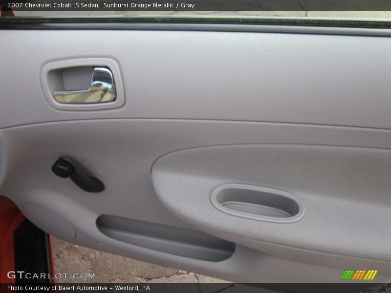 Sunburst Orange Metallic / Gray 2007 Chevrolet Cobalt LS Sedan