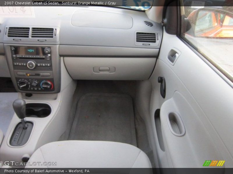 Sunburst Orange Metallic / Gray 2007 Chevrolet Cobalt LS Sedan