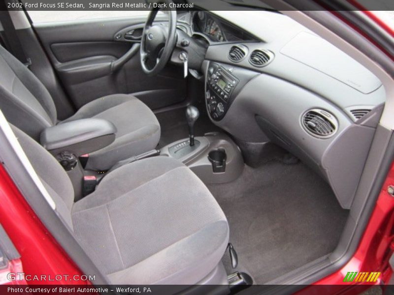 Sangria Red Metallic / Dark Charcoal 2002 Ford Focus SE Sedan