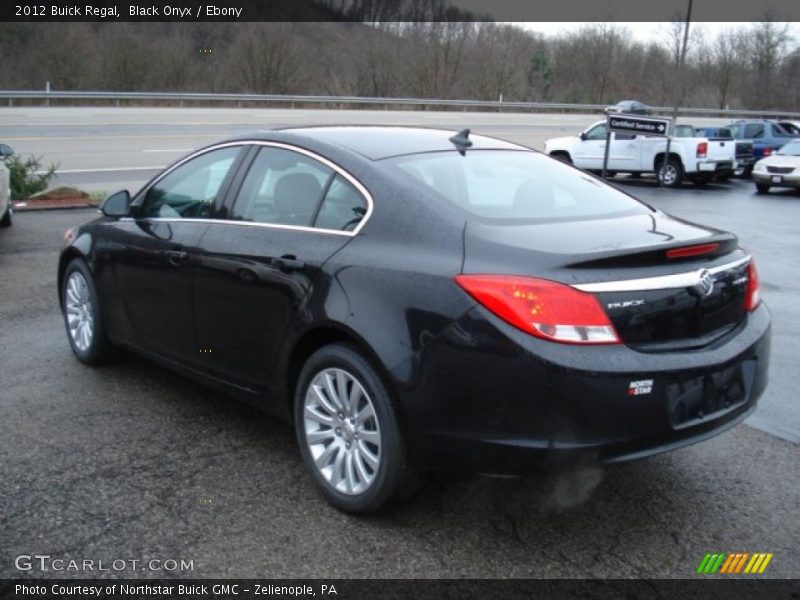 Black Onyx / Ebony 2012 Buick Regal