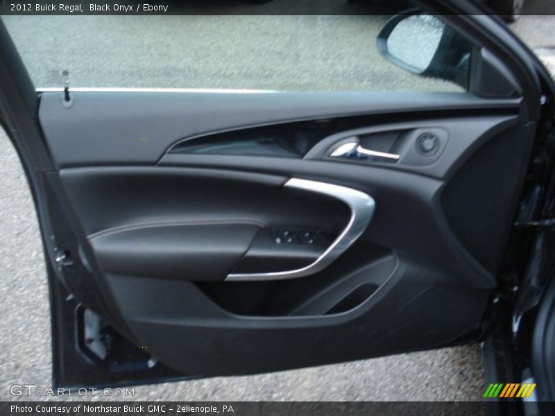 Black Onyx / Ebony 2012 Buick Regal