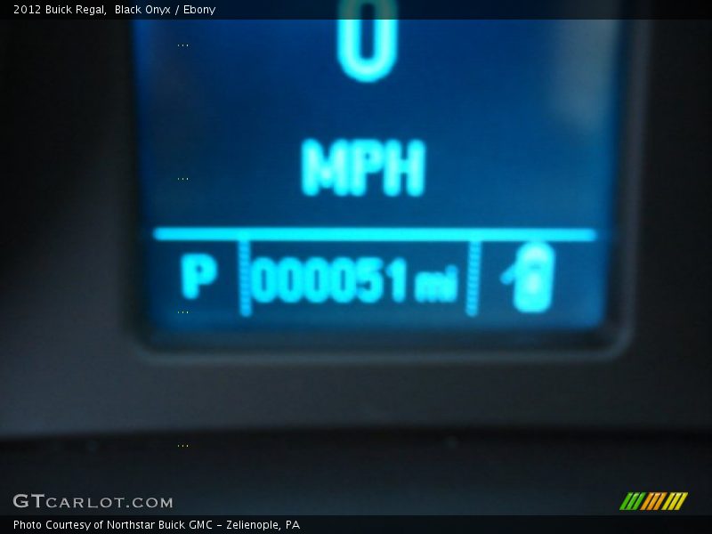 Black Onyx / Ebony 2012 Buick Regal