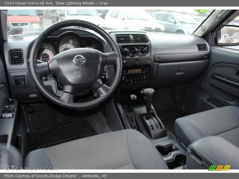 Silver Lightning Metallic / Gray 2004 Nissan Xterra XE 4x4