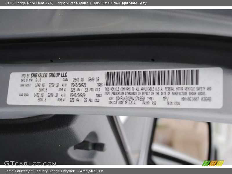 Bright Silver Metallic / Dark Slate Gray/Light Slate Gray 2010 Dodge Nitro Heat 4x4