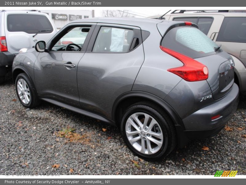 Gun Metallic / Black/Silver Trim 2011 Nissan Juke SV