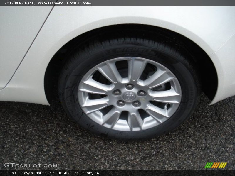 White Diamond Tricoat / Ebony 2012 Buick Regal