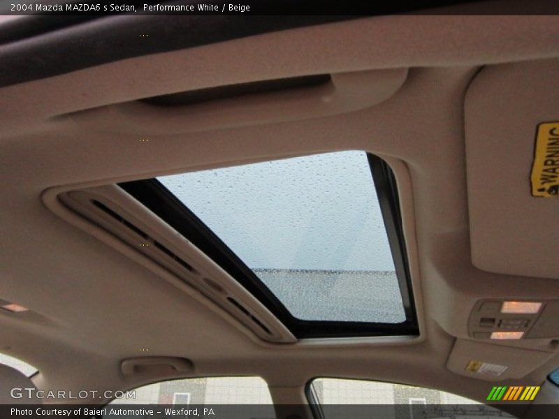 Performance White / Beige 2004 Mazda MAZDA6 s Sedan