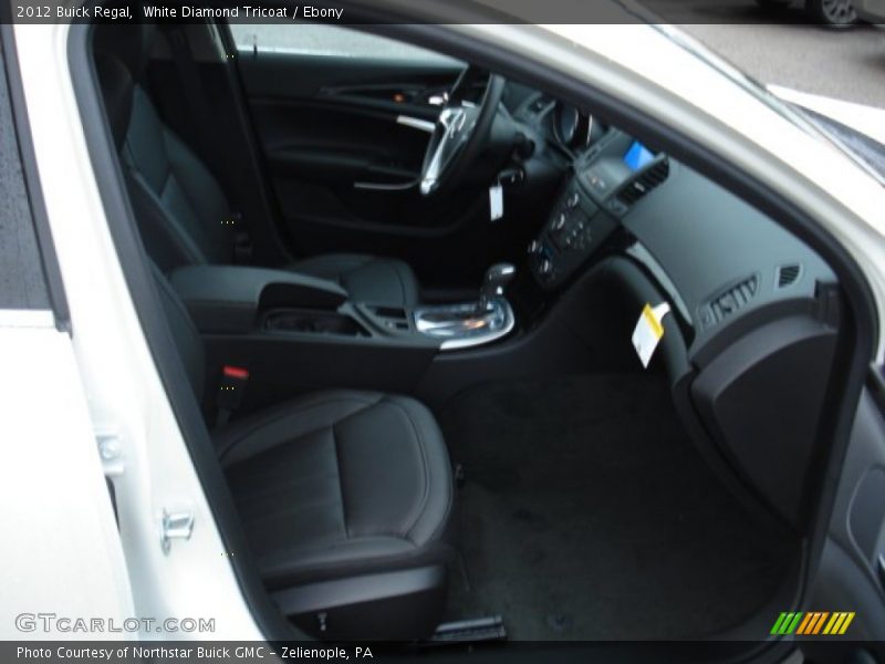 White Diamond Tricoat / Ebony 2012 Buick Regal