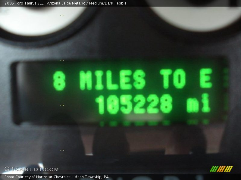 Arizona Beige Metallic / Medium/Dark Pebble 2005 Ford Taurus SEL