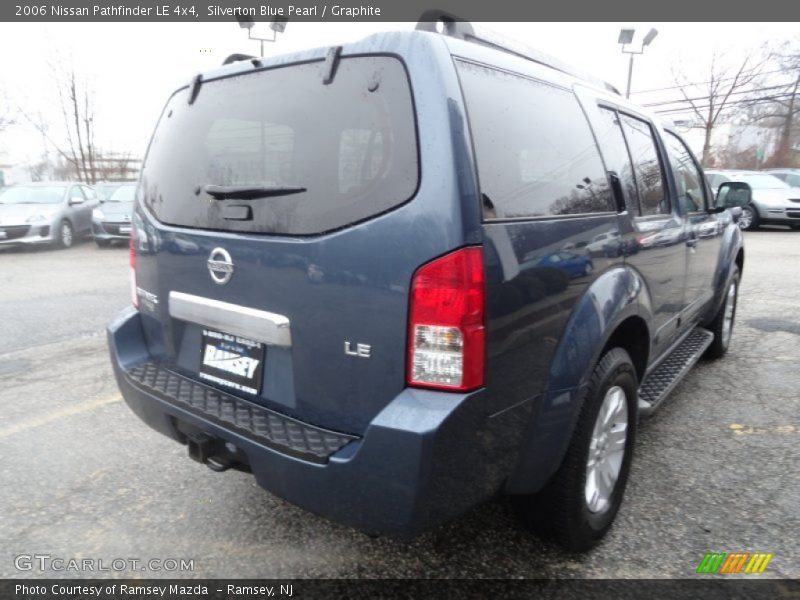 Silverton Blue Pearl / Graphite 2006 Nissan Pathfinder LE 4x4