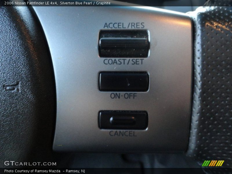 Silverton Blue Pearl / Graphite 2006 Nissan Pathfinder LE 4x4