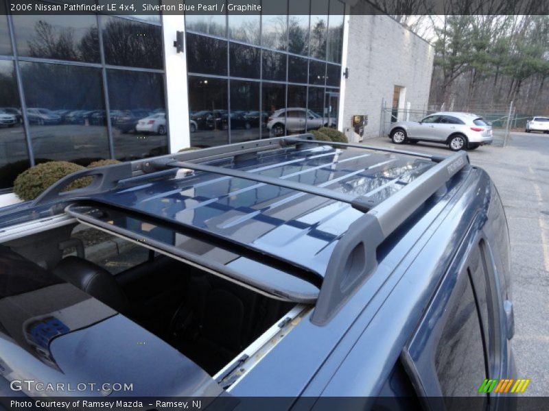 Silverton Blue Pearl / Graphite 2006 Nissan Pathfinder LE 4x4
