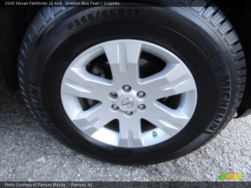 Silverton Blue Pearl / Graphite 2006 Nissan Pathfinder LE 4x4