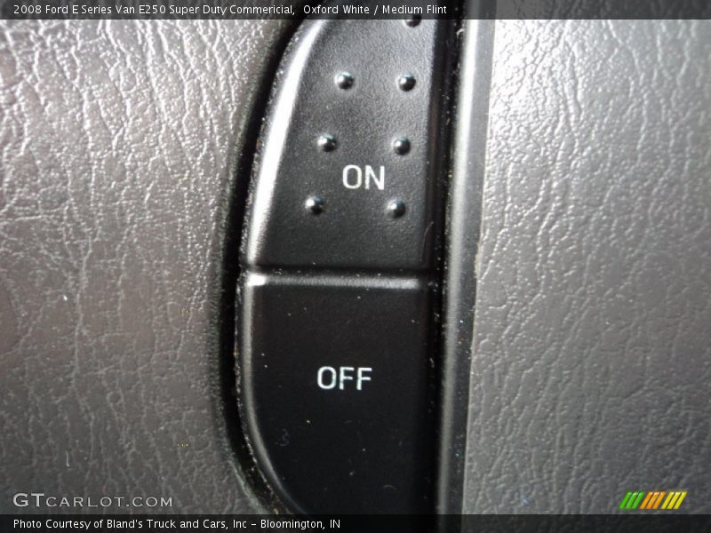 Oxford White / Medium Flint 2008 Ford E Series Van E250 Super Duty Commericial