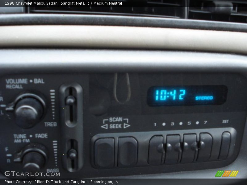 Audio System of 1998 Malibu Sedan