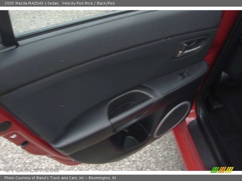 Velocity Red Mica / Black/Red 2005 Mazda MAZDA3 s Sedan