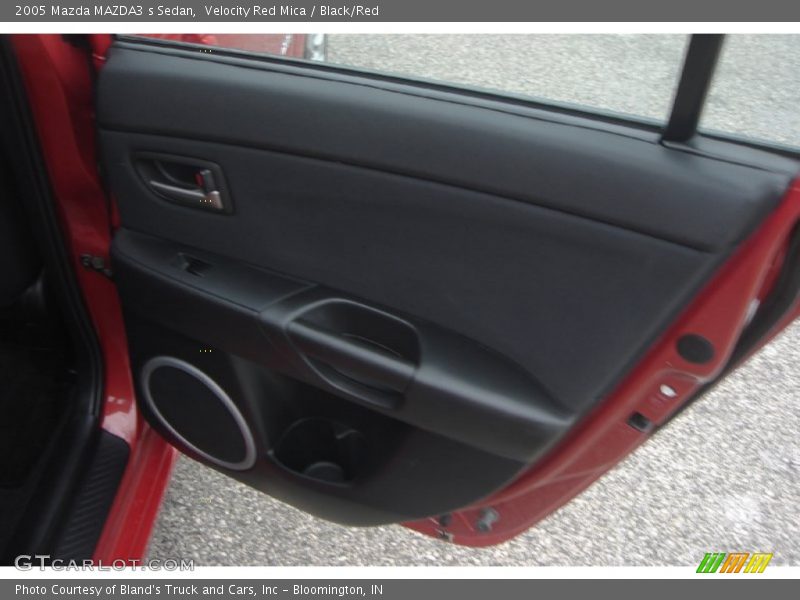 Velocity Red Mica / Black/Red 2005 Mazda MAZDA3 s Sedan