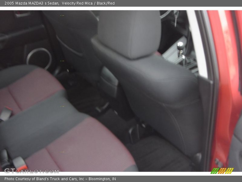 Velocity Red Mica / Black/Red 2005 Mazda MAZDA3 s Sedan
