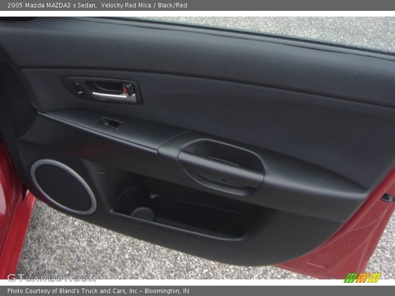 Velocity Red Mica / Black/Red 2005 Mazda MAZDA3 s Sedan