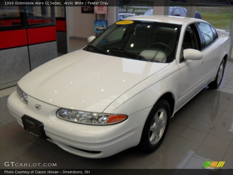 Arctic White / Pewter Gray 1999 Oldsmobile Alero GL Sedan