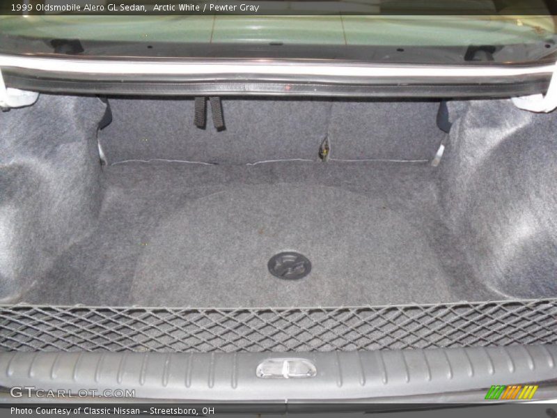 Arctic White / Pewter Gray 1999 Oldsmobile Alero GL Sedan