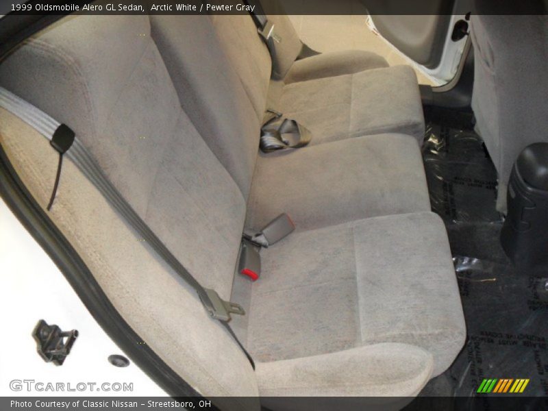 Arctic White / Pewter Gray 1999 Oldsmobile Alero GL Sedan