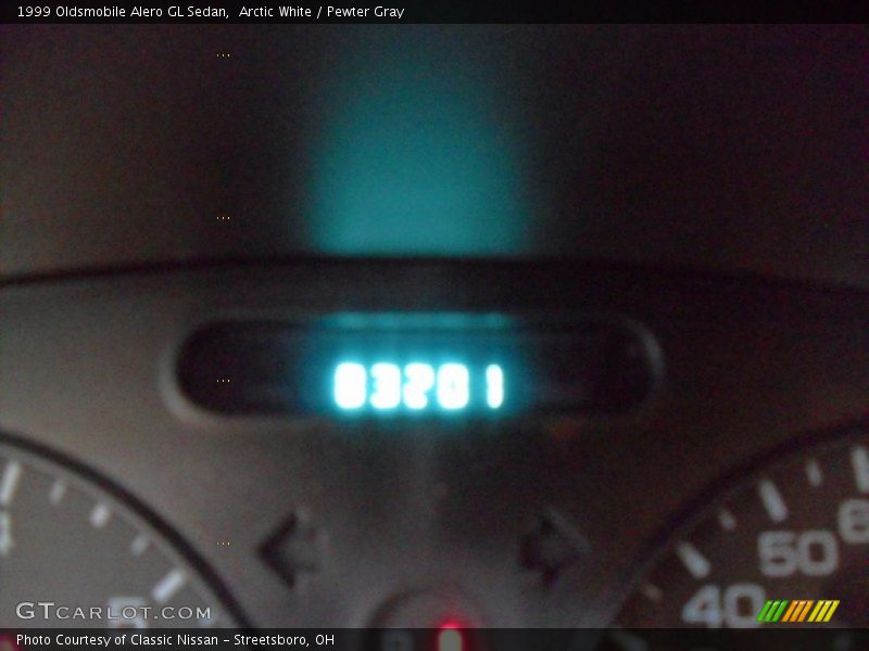 Arctic White / Pewter Gray 1999 Oldsmobile Alero GL Sedan