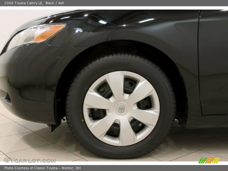 Black / Ash 2009 Toyota Camry LE