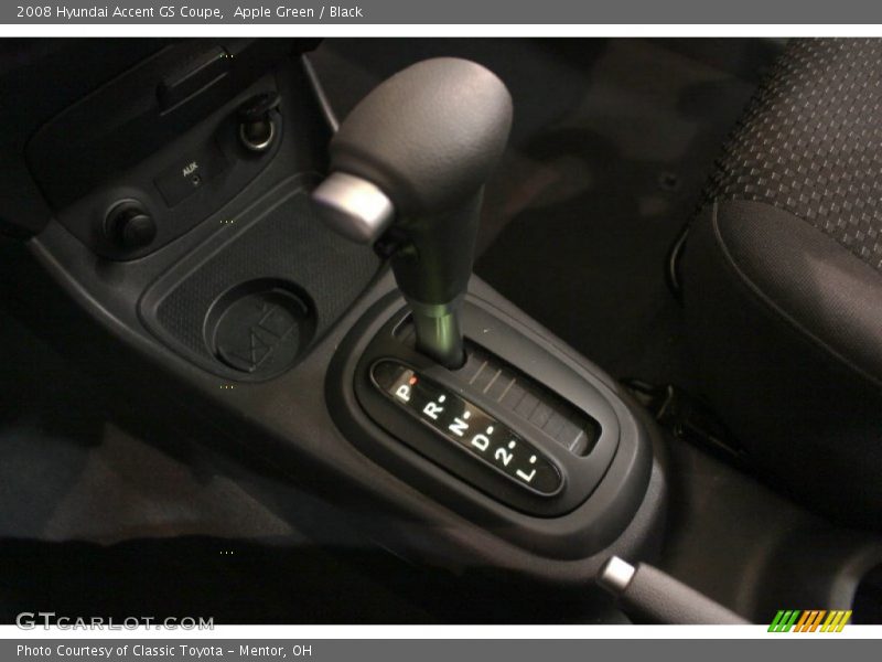 Apple Green / Black 2008 Hyundai Accent GS Coupe