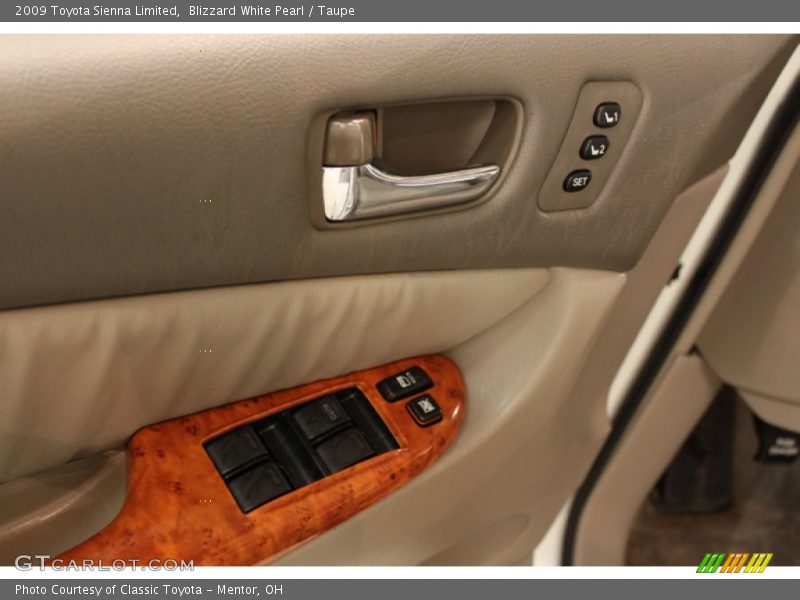 Blizzard White Pearl / Taupe 2009 Toyota Sienna Limited