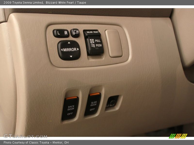 Blizzard White Pearl / Taupe 2009 Toyota Sienna Limited